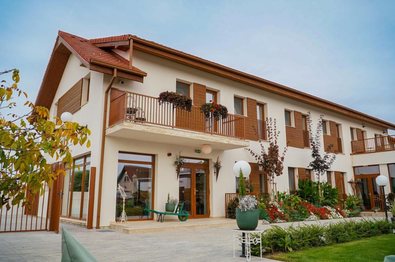 Paleus Resort Екстериор снимка